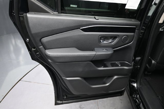 New 2026 Crystal Black Pearl Honda EX-L image 19