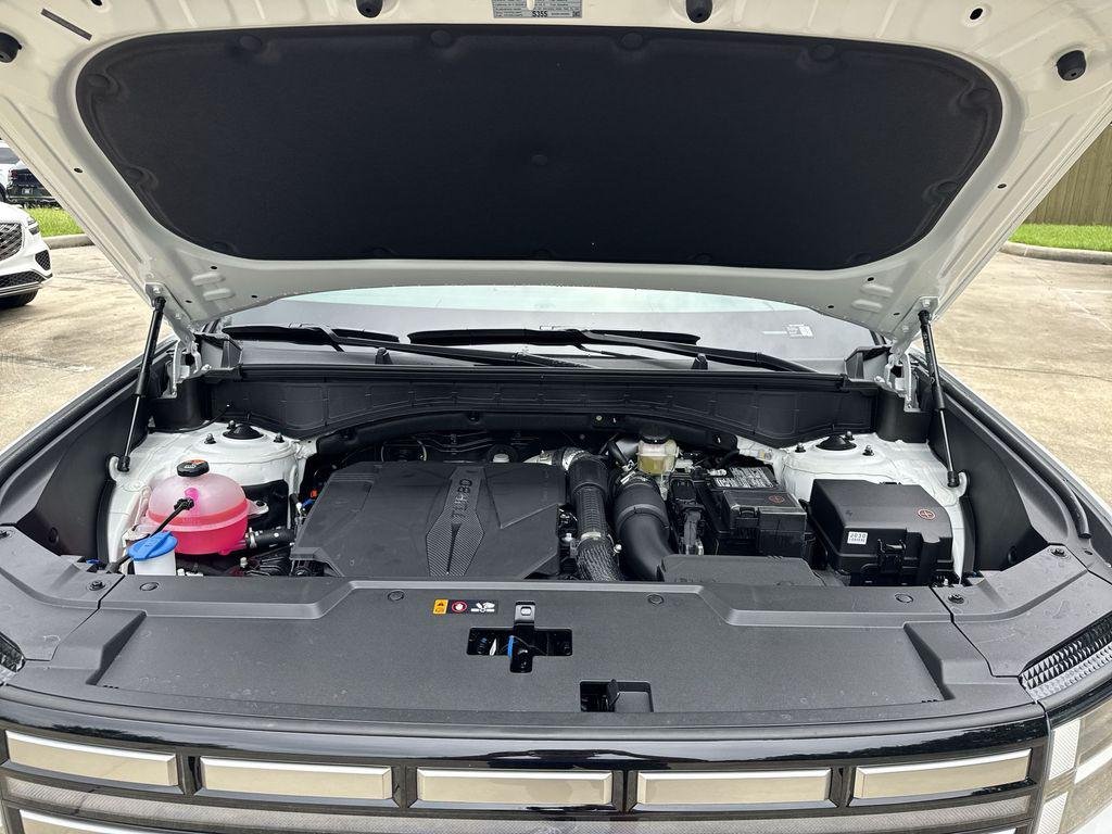 New 2026 White Hyundai SEL FWD image 17