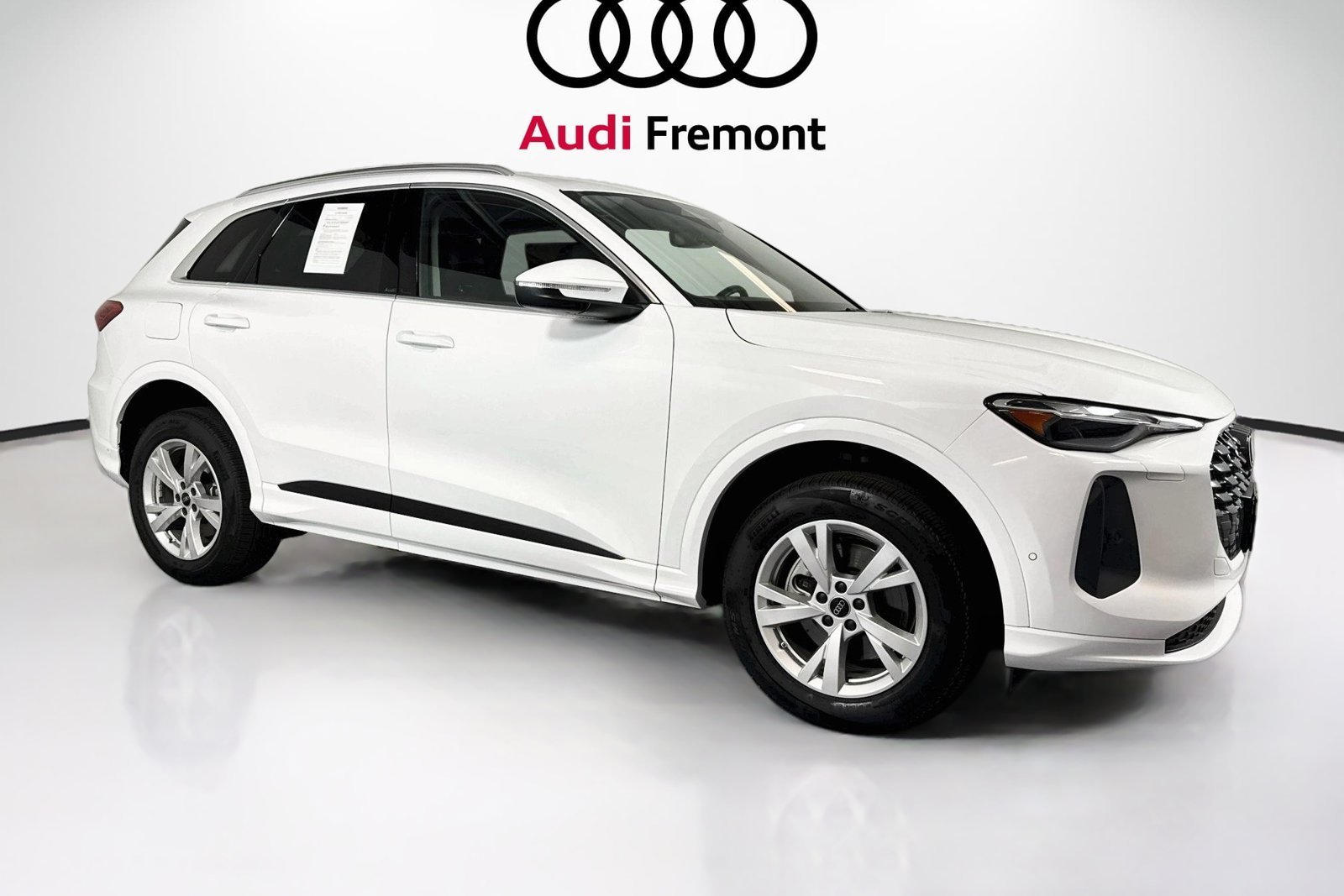 Used 2025 Arkona White Audi Premium image 7