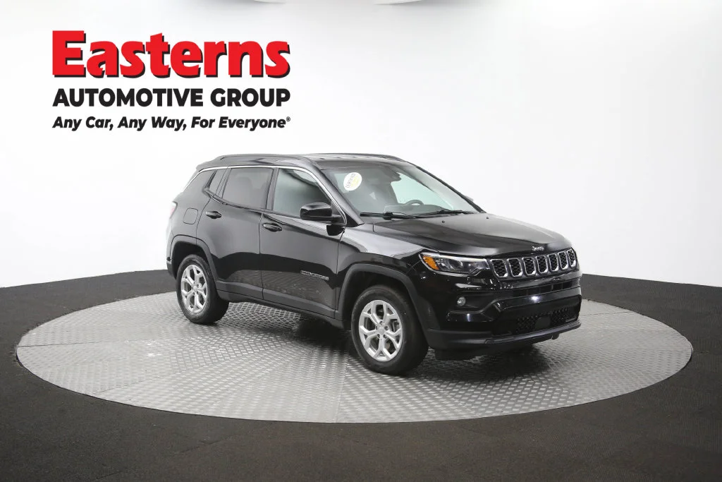 Used 2024 Black Jeep Latitude image 48
