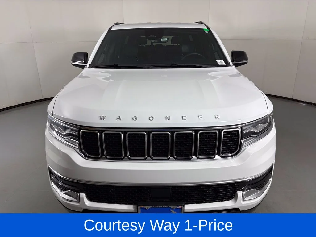 Used 2023 White Jeep Base image 4