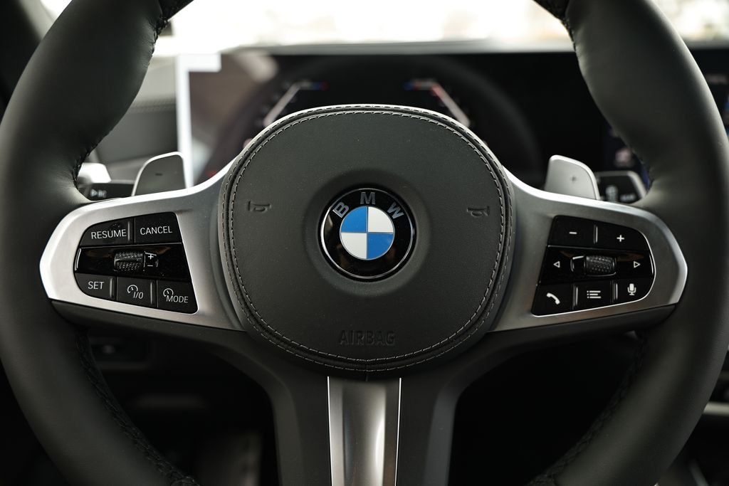 New 2026 Skyscraper Grey Metallic BMW xDrive40i image 35