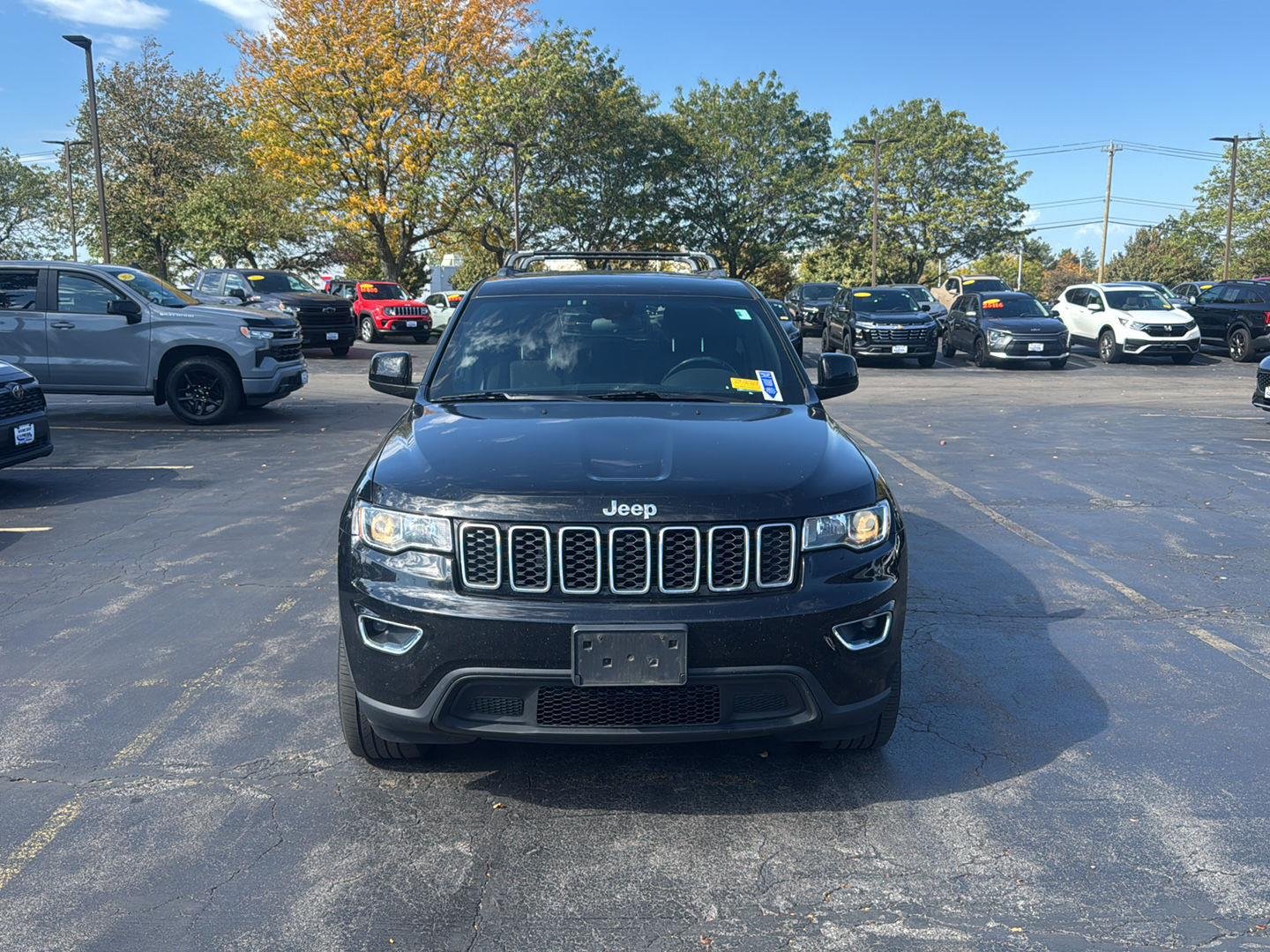 Used 2021 Diamond Black Crystal Pearlcoat Jeep Laredo E image 4