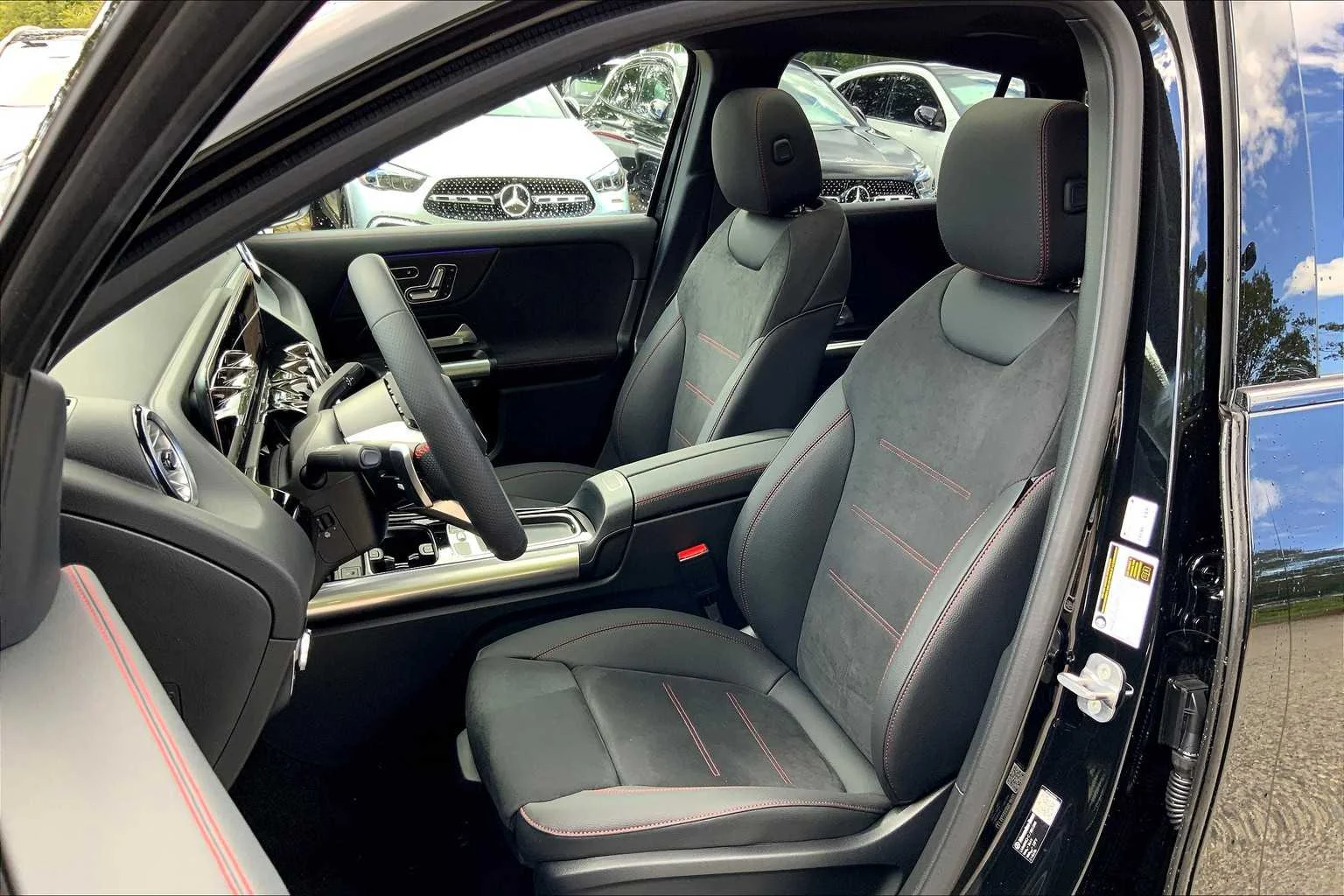 Certified Used 2026 Cosmos Black Metallic Mercedes-Benz GLA 250 image 12