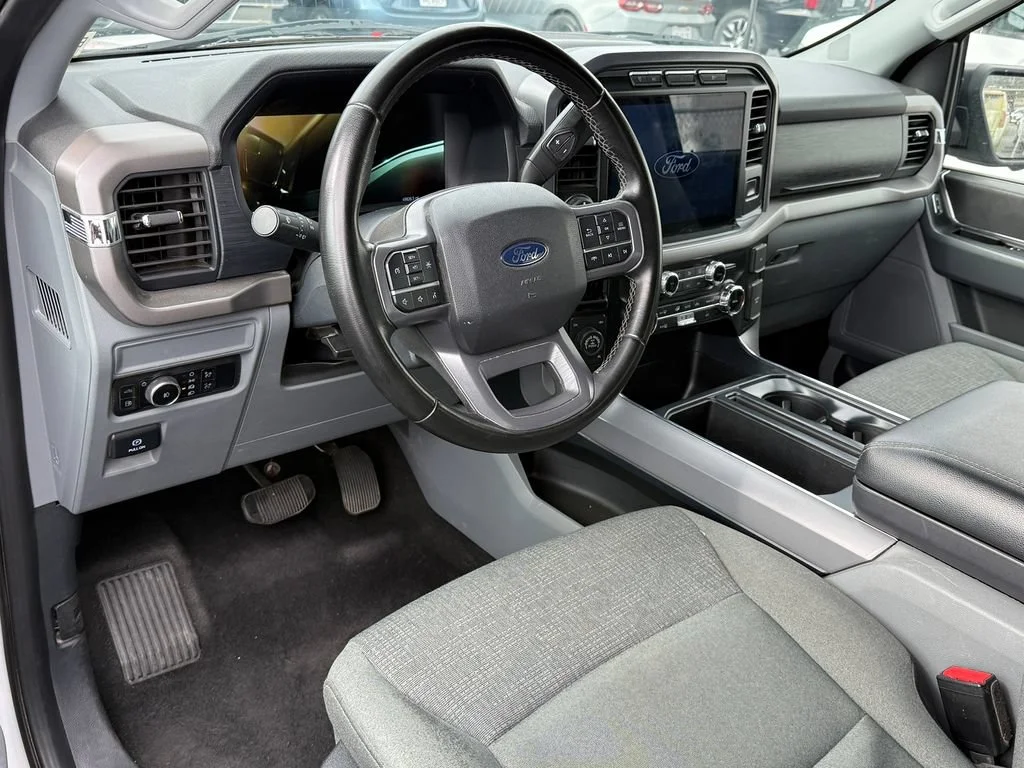 Used 2024 White Ford XLT image 13