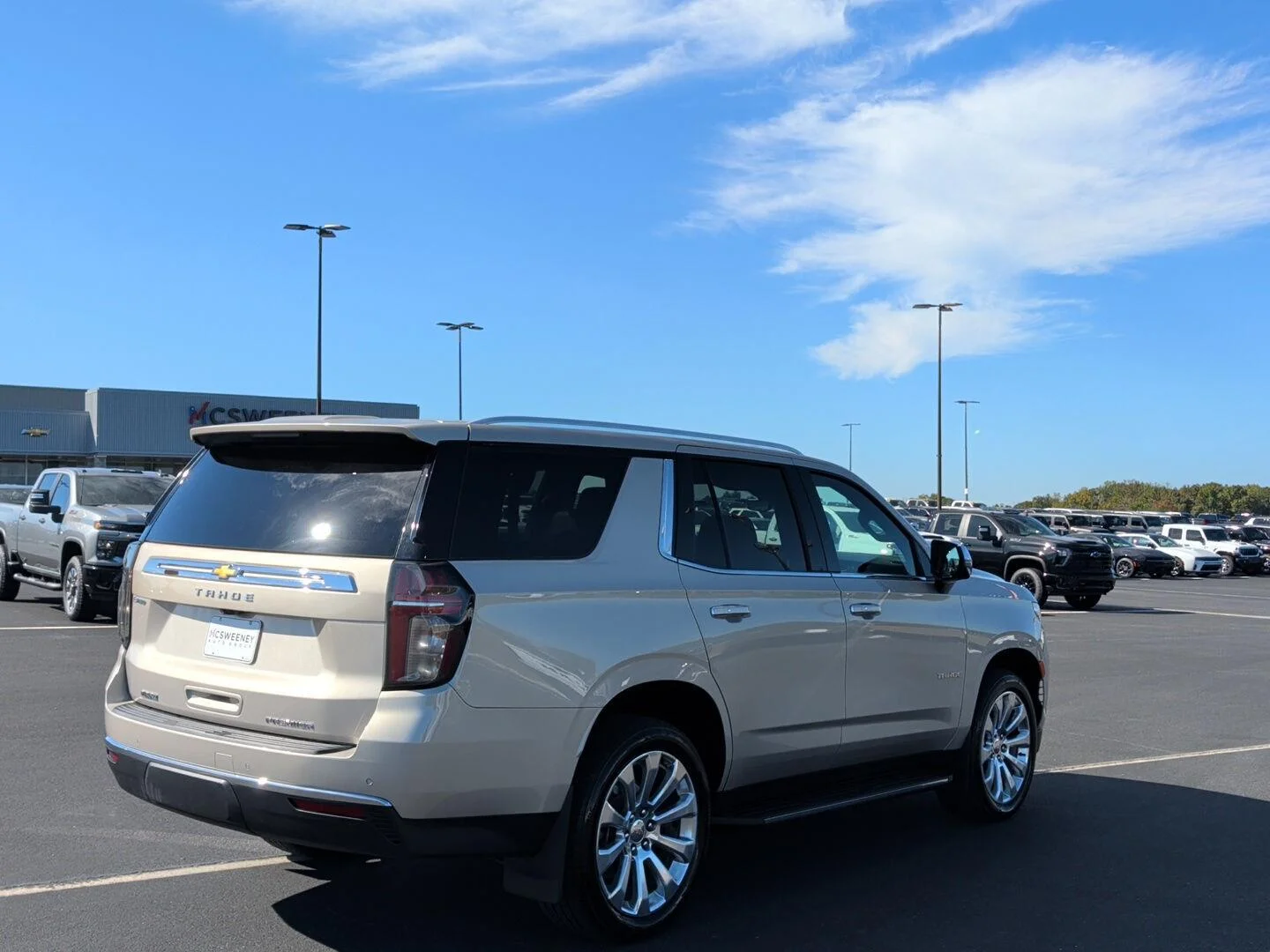Used 2024 Empire Beige Metallic Chevrolet Premier image 5