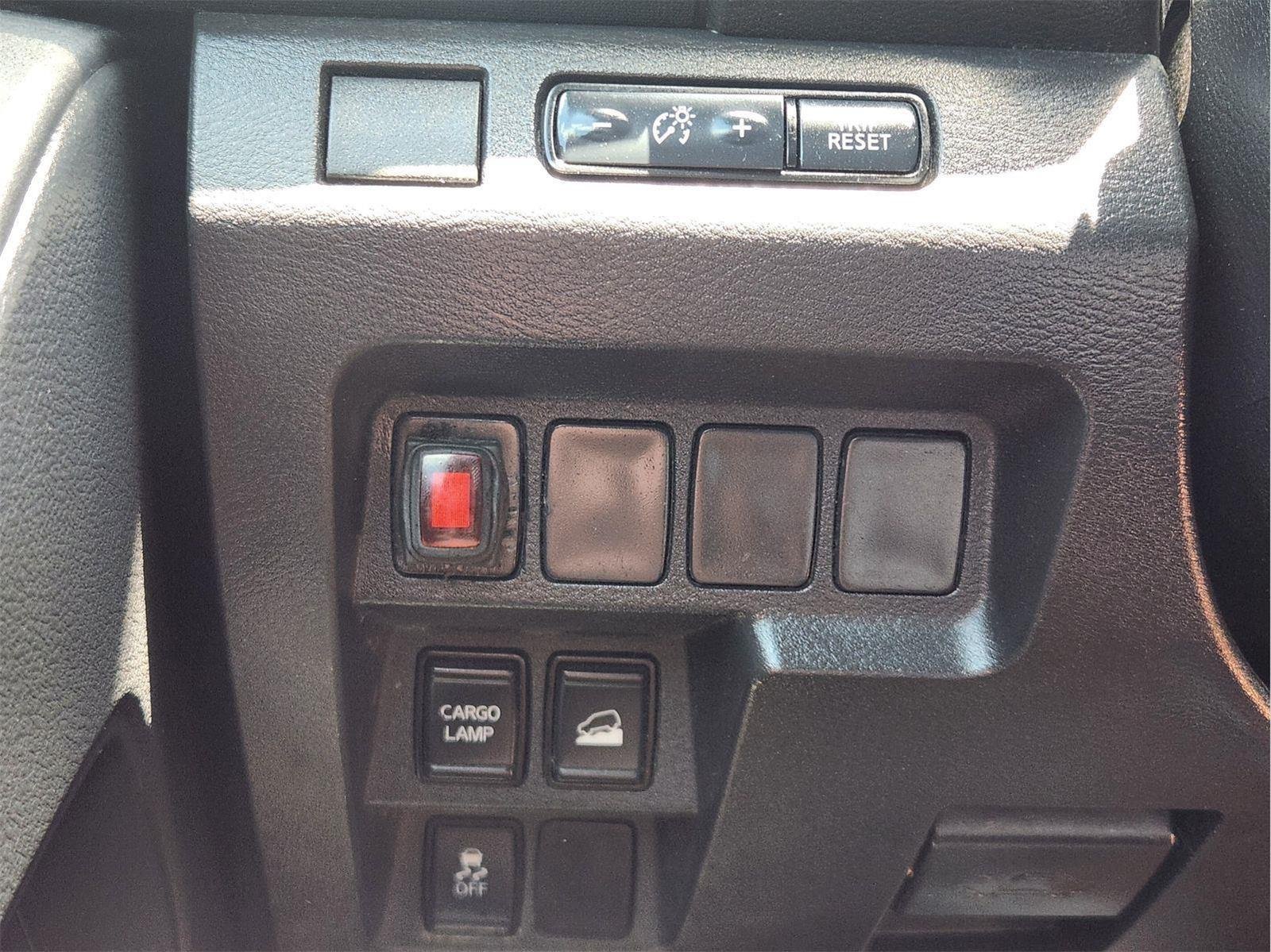 Used 2024 Glacier White Nissan S image 22