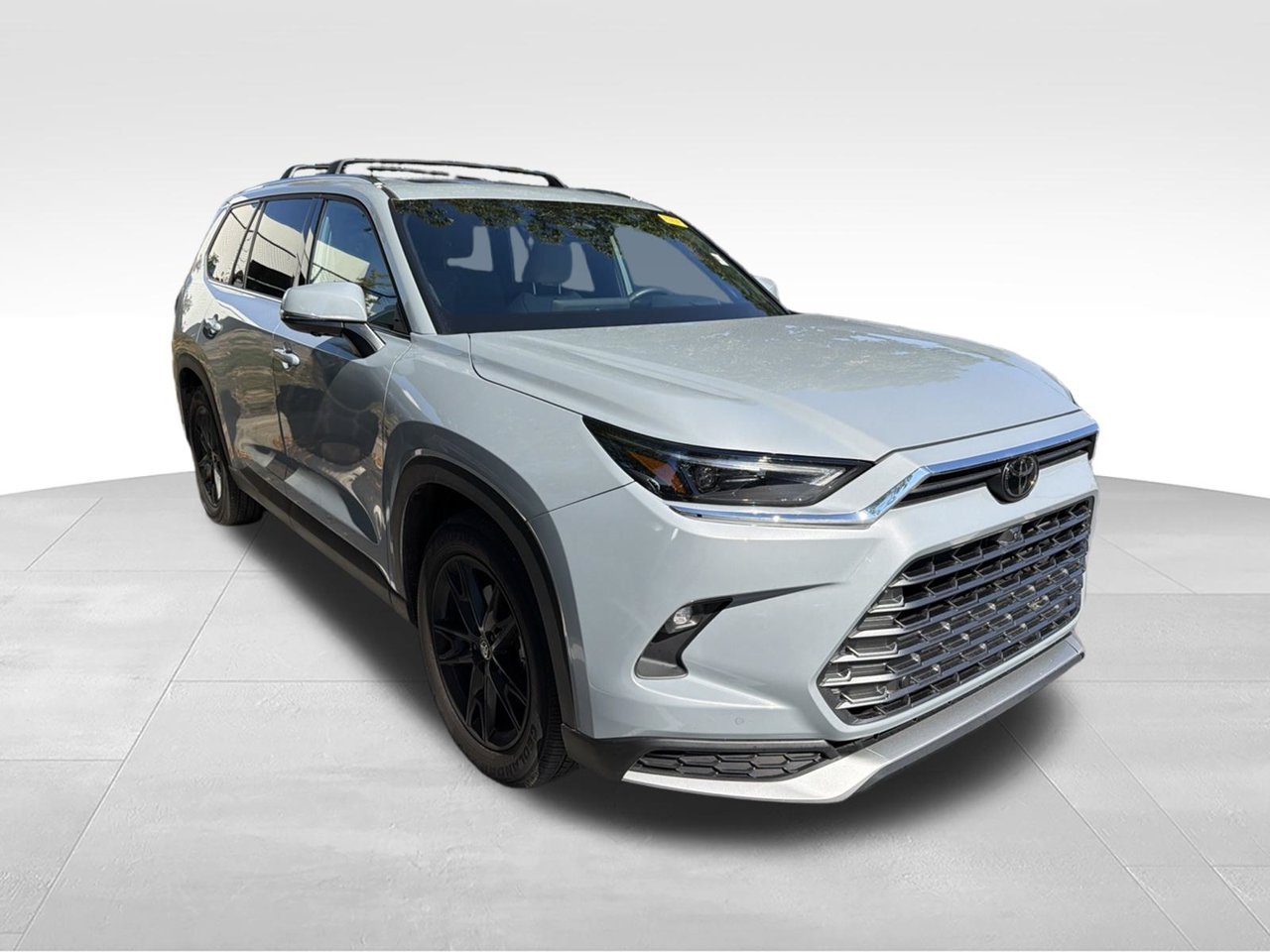 Certified Used 2026  Toyota MAX Platinum image 3