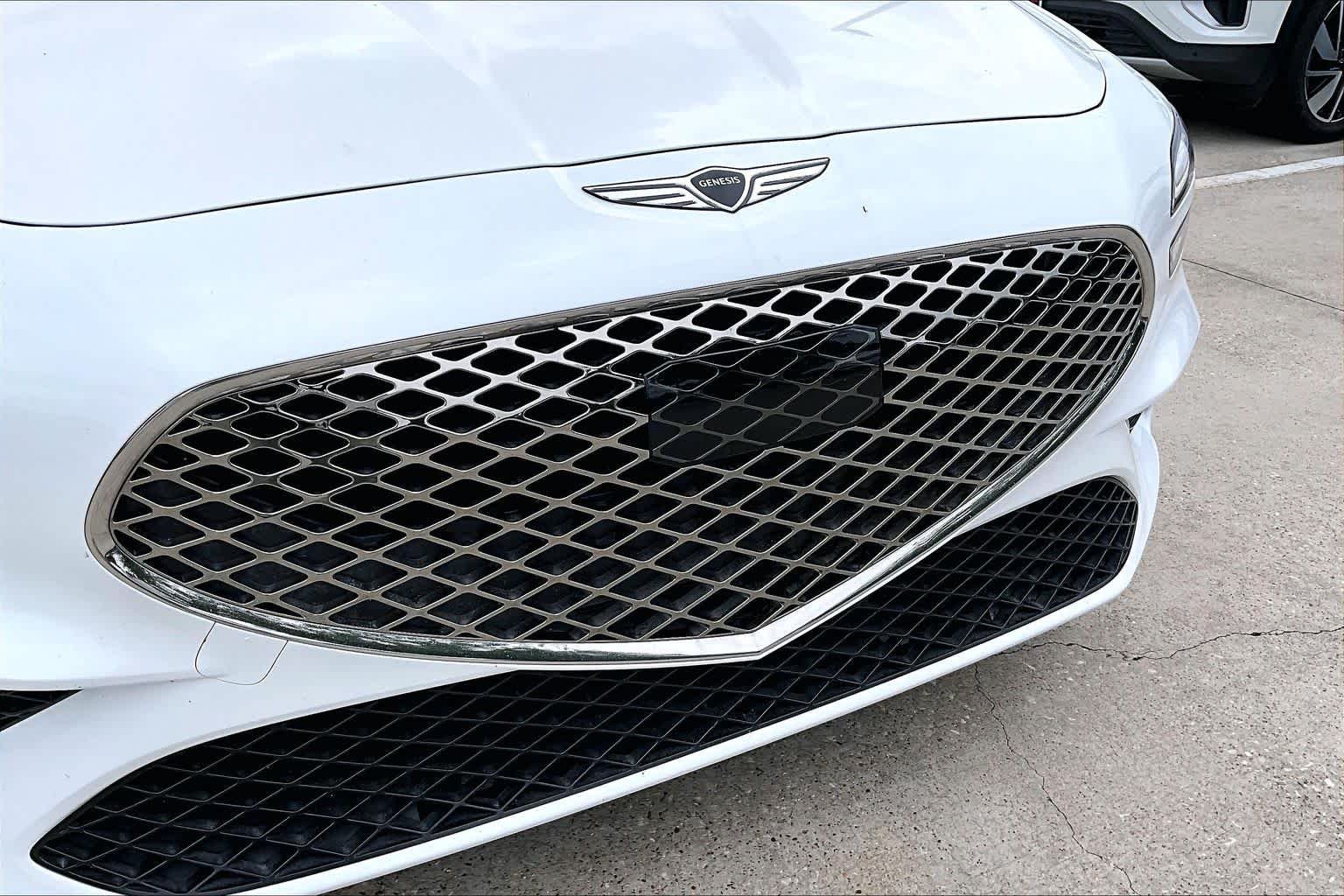 Used 2024 Uyuni White Genesis 2.5T image 28