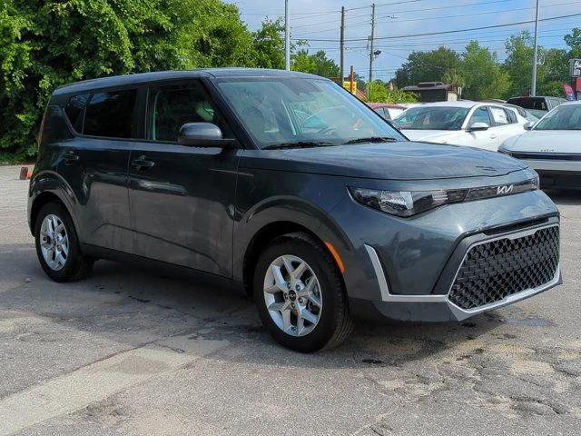 Certified Used 2025 Gray Kia LX image 3