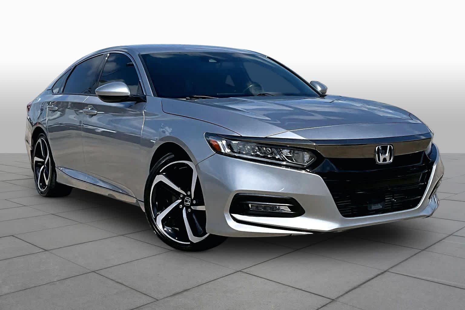 Used 2020 Lunar Silver Metallic Honda Sport image 3
