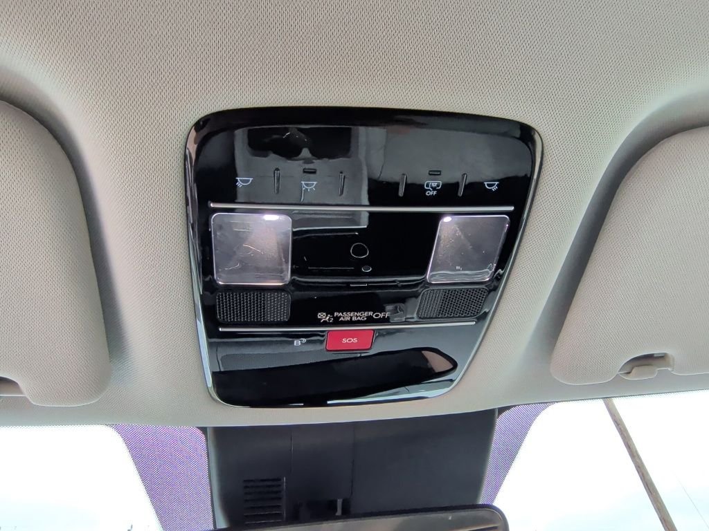 Used 2026 White Hyundai SEL image 19