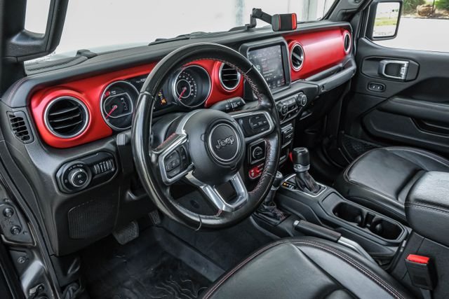 Used 2022 Gray Jeep Rubicon image 2
