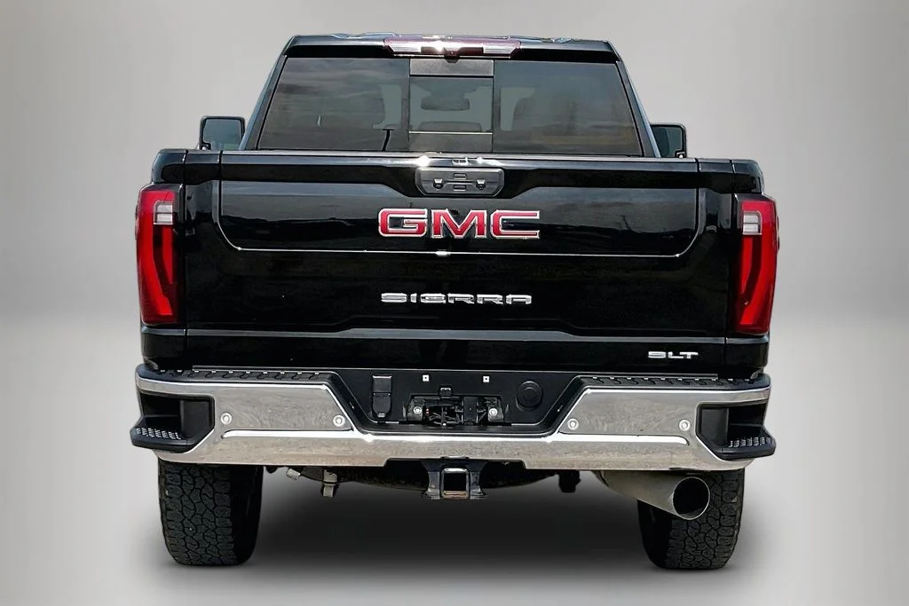 Used 2024 Black GMC SLT image 6