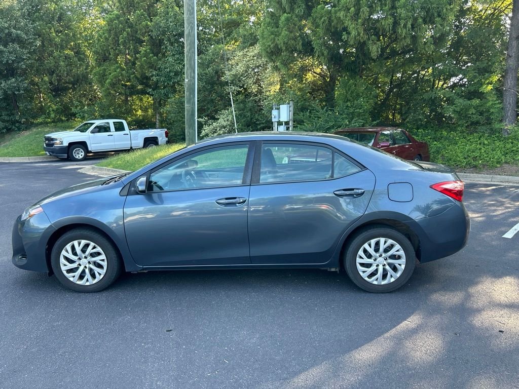 Used 2017 Gray Toyota LE image 7