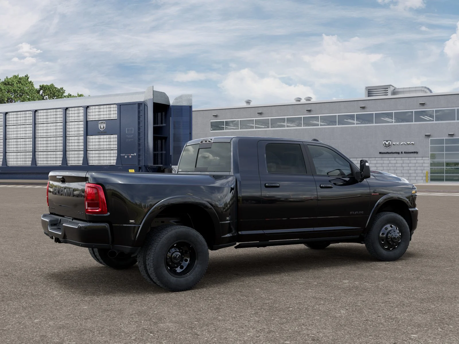 New 2026 Diamond Black Crystal Pearl-Coat Exterior Paint RAM Limited image 2