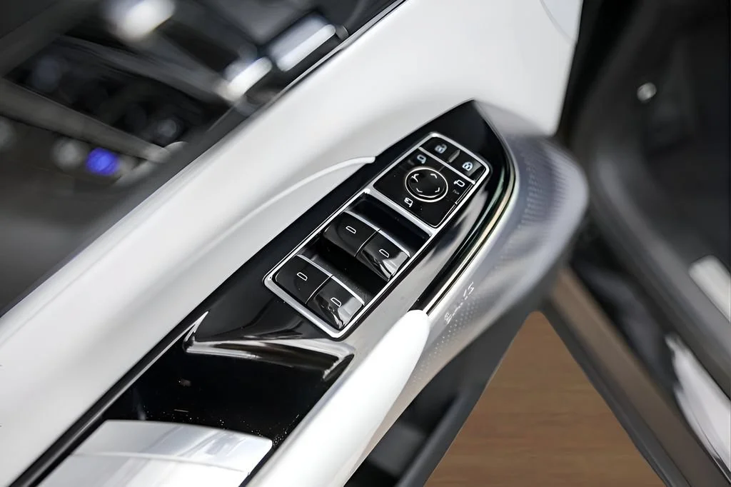 Used 2025 Stellar Black Metallic Cadillac Luxury 2 image 22