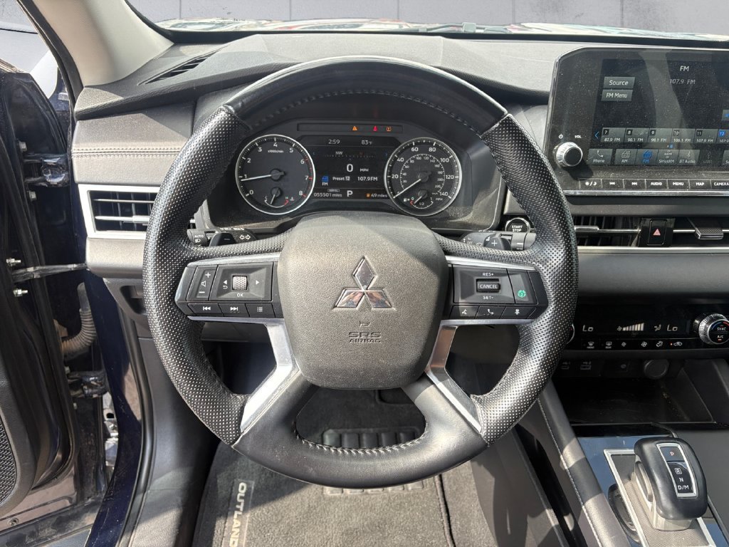 Used 2024 Blue Mitsubishi SE image 8