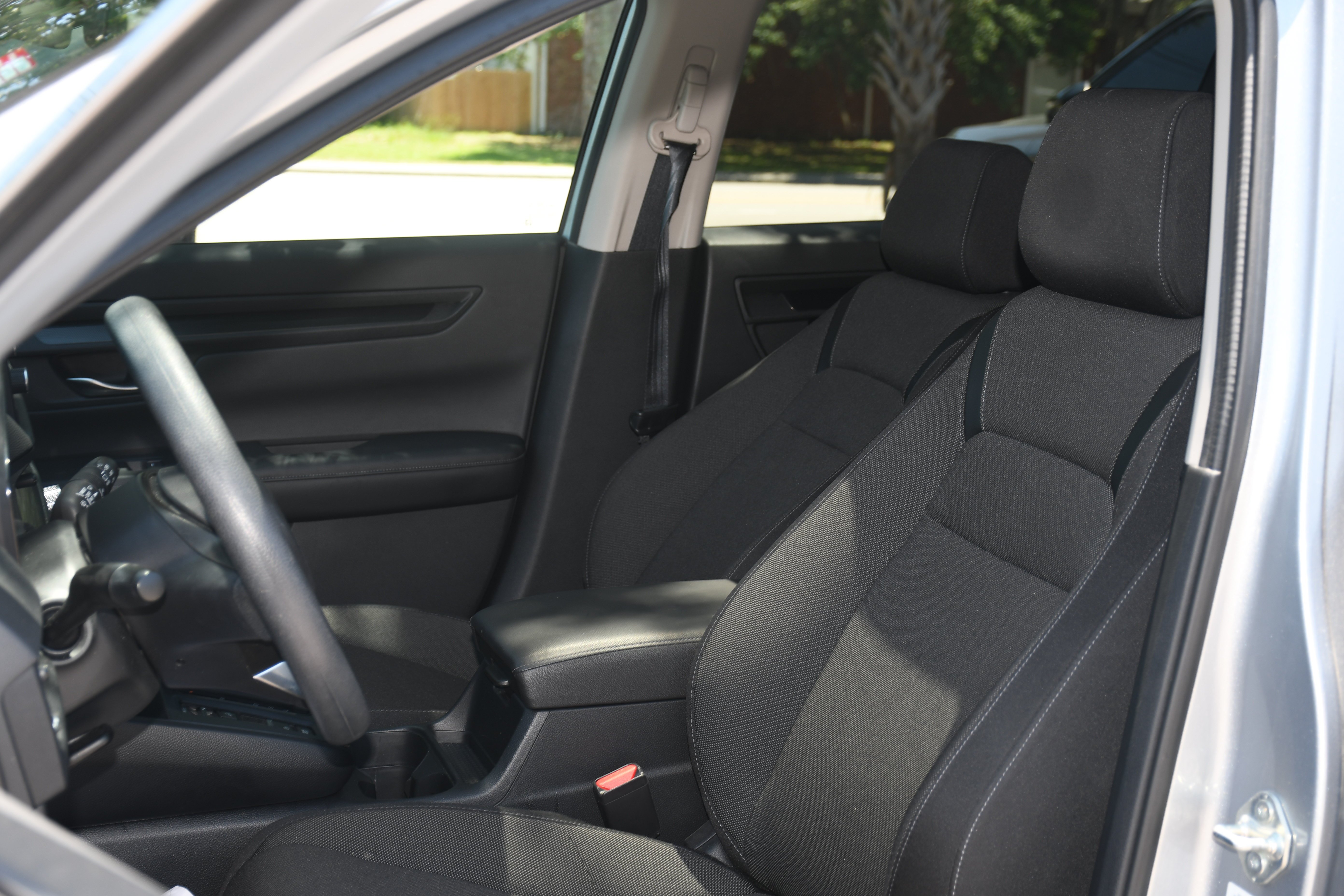Used 2025  Honda EX image 9