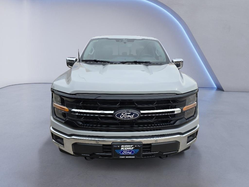 New 2026 Gray Ford 4X4 CREWCAB XLT image 2