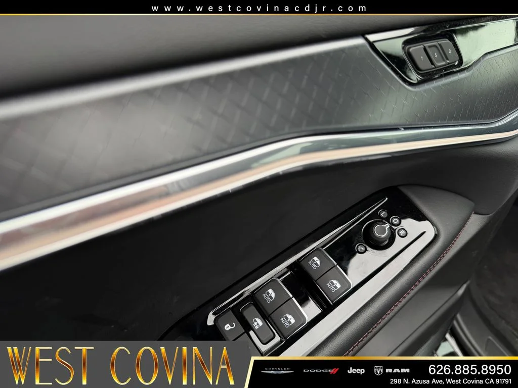 2025 Jeep Wagoneer S Limited - Photo 16