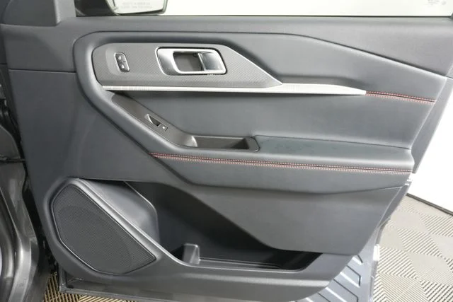New 2027 Carbonized Gray Metallic Ford ST-Line image 35