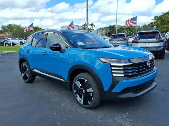 New 2026 Arctic Ice Blue Metallic / Super Black Two-tone Nissan SR image 8