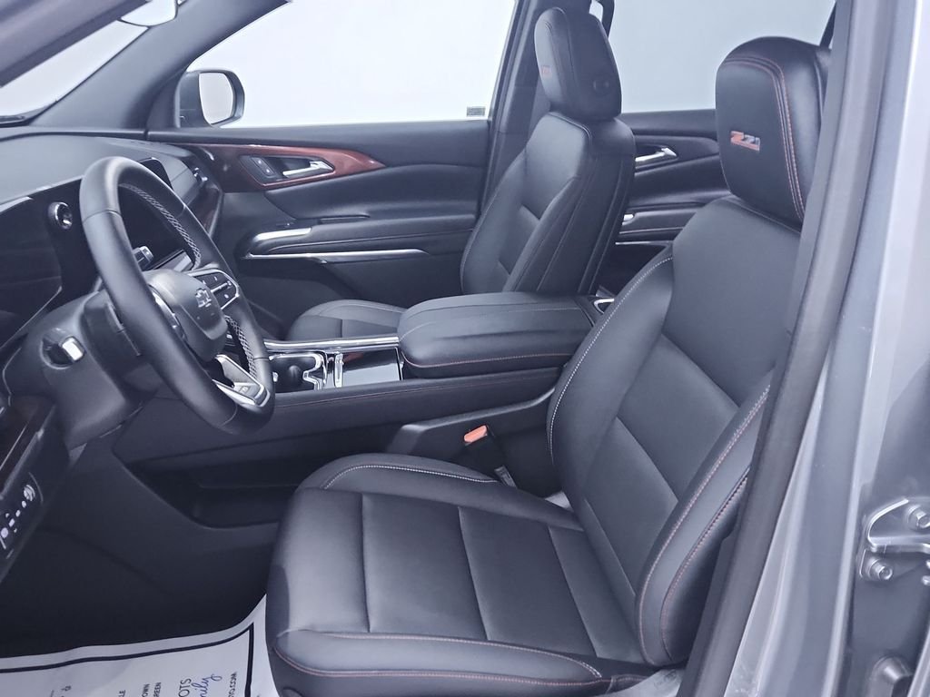 Certified Used 2025 Gray Chevrolet Z71 image 11