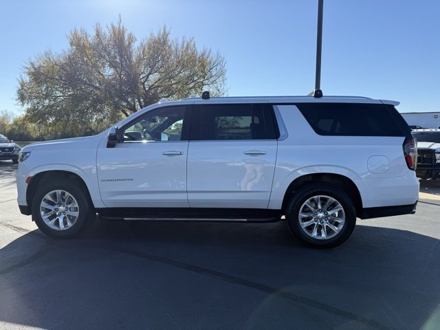 2024 Chevrolet Suburban Premier photo 4