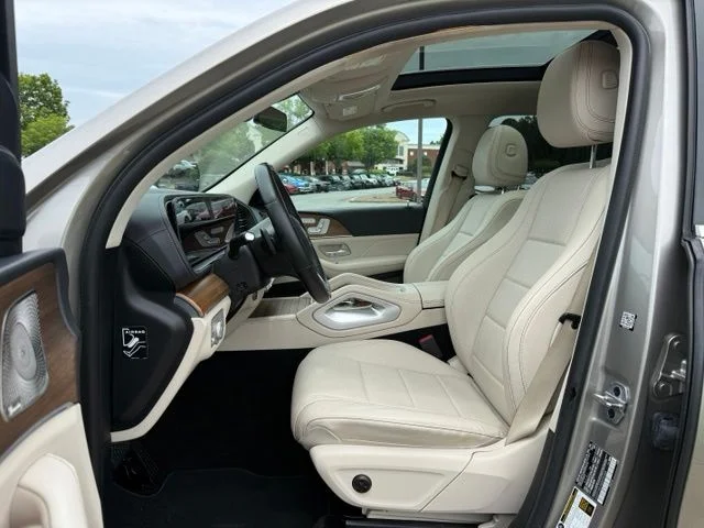 Used 2021  Mercedes-Benz GLS 450 image 13