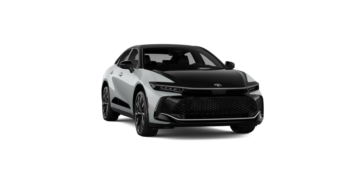 New 2027 Oxygen White with Black bi-tone Toyota Platinum image 16