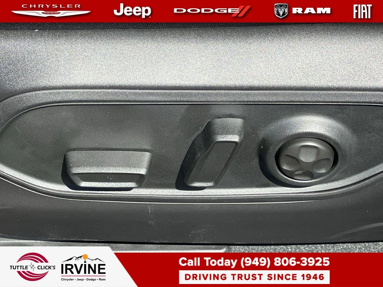 Used 2026 Baltic Gray Metallic Clearcoat Jeep Laredo Altitude image 22