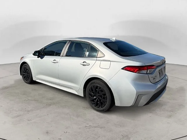 Used 2022 Silver Toyota LE image 2