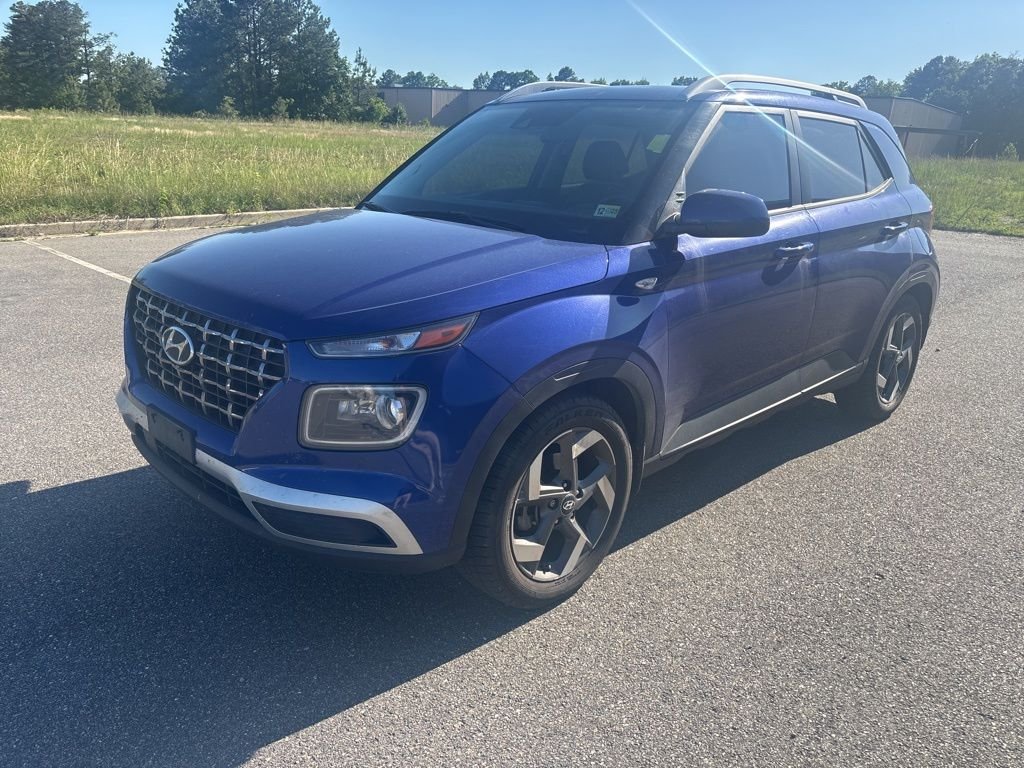 Used 2022 Blue Hyundai Limited image 3