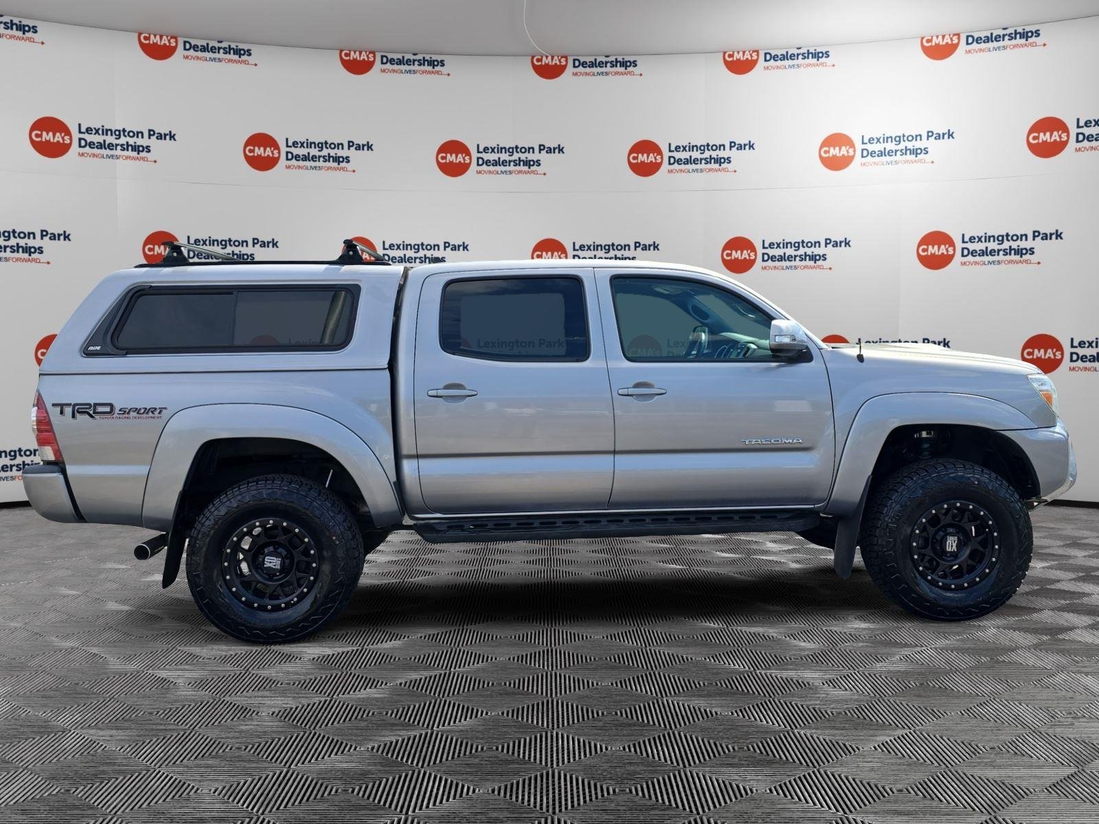 Used 2015 Silver Sky Metallic Toyota BASE image 8