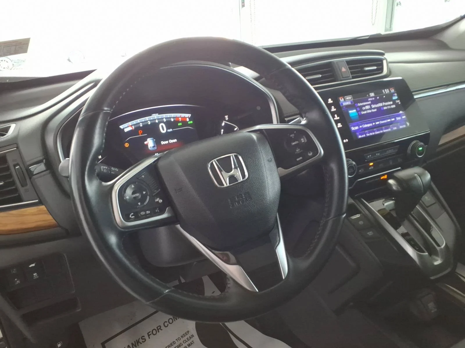 Used 2017 White Honda EX-L image 11