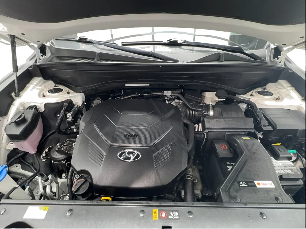 Used 2023 White Hyundai XRT image 18