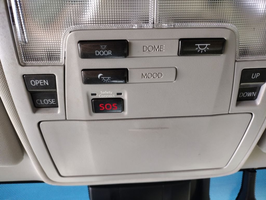 Used 2018 Silver Toyota Limited image 33
