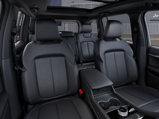 New 2026 Fathom Blue Pearl-Coat Exterior Paint Jeep Limited image 17