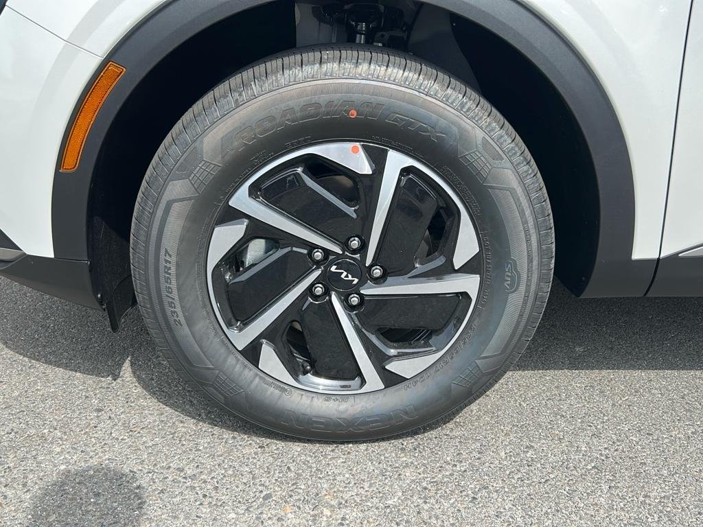2025 Kia Sportage LX Hybrid - Photo 9