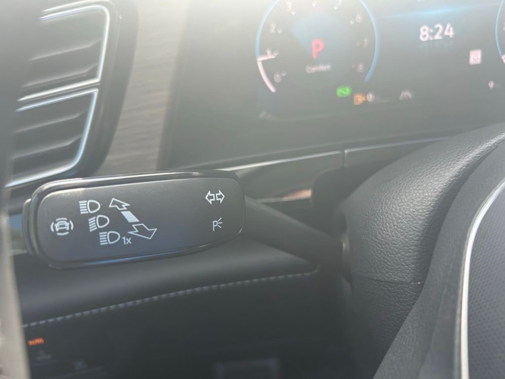 New 2026 Black Volkswagen 2.0T SEL Premium R-Line image 18
