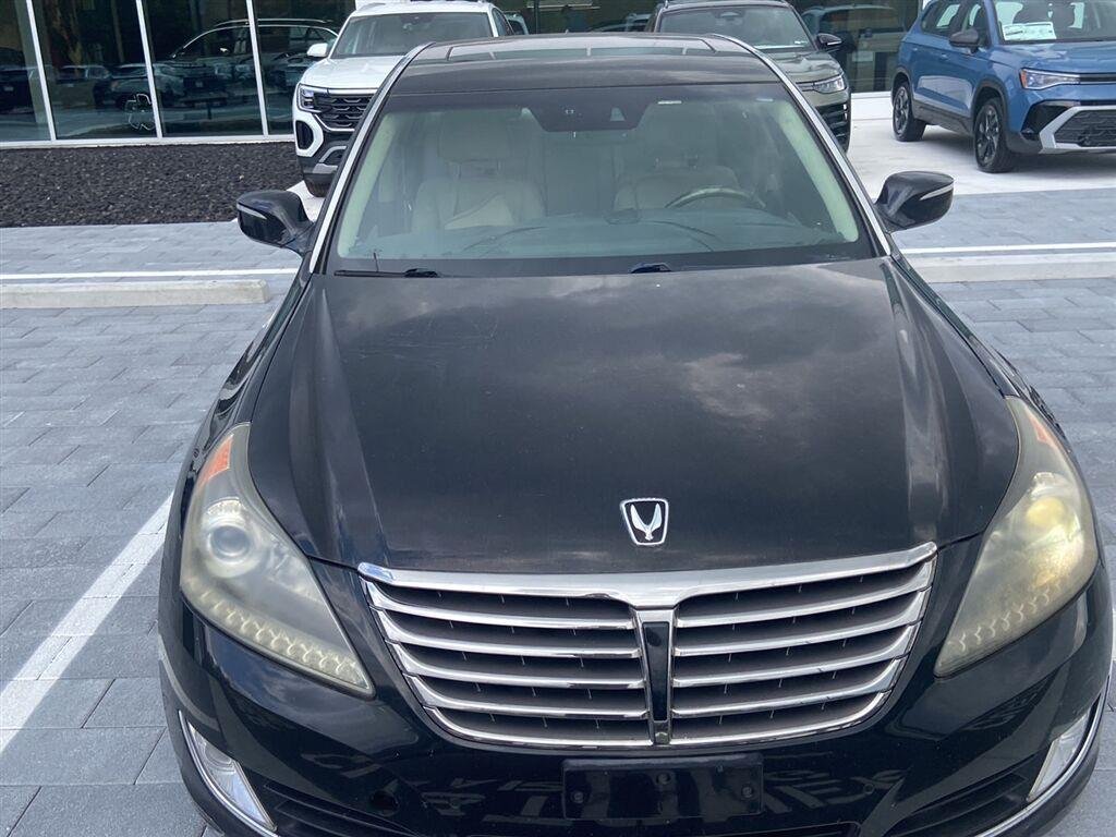 Used 2016 Caspian Black Hyundai Signature image 2