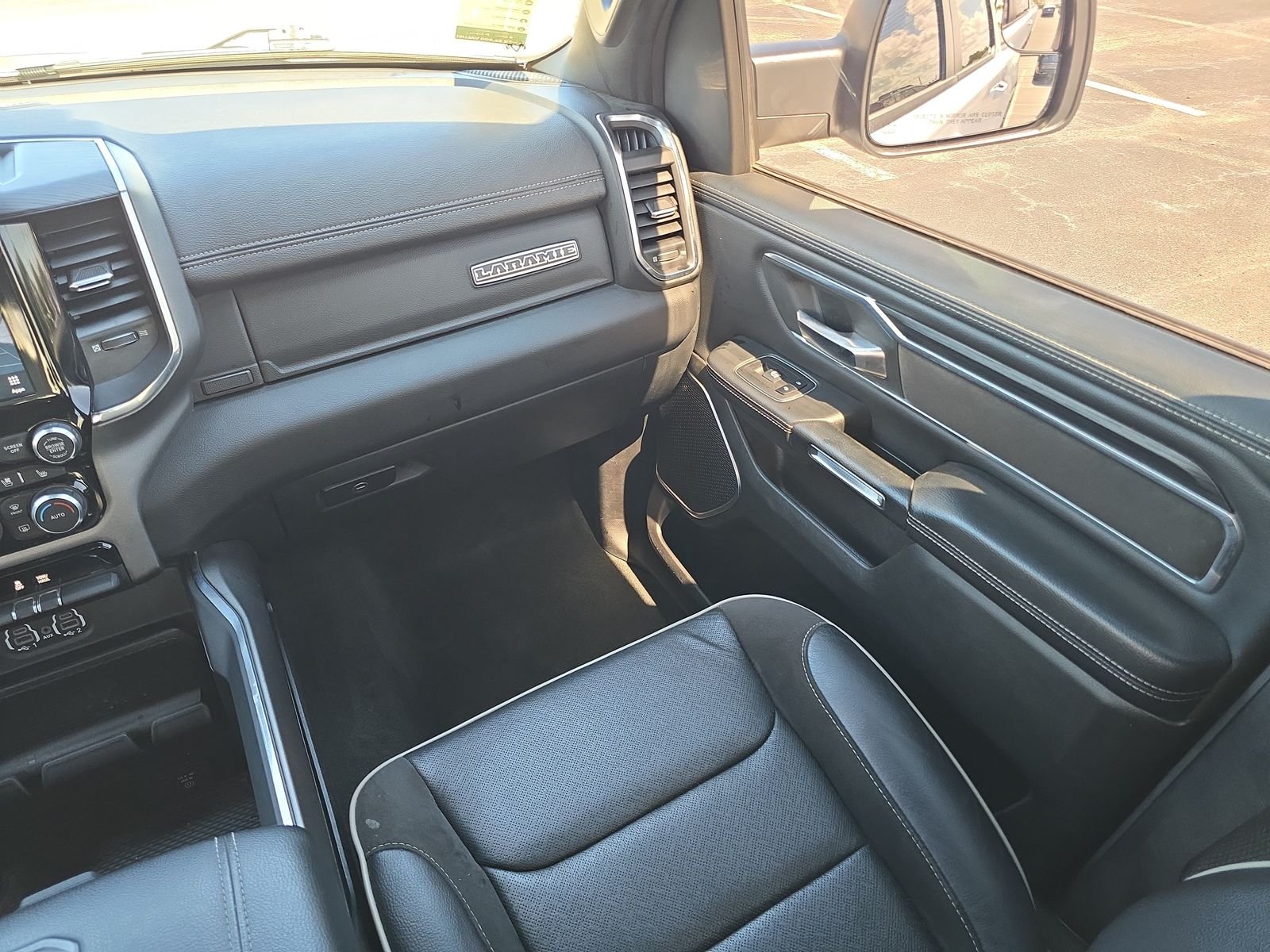 2024 RAM Ram 1500 Pickup Laramie - Photo 12