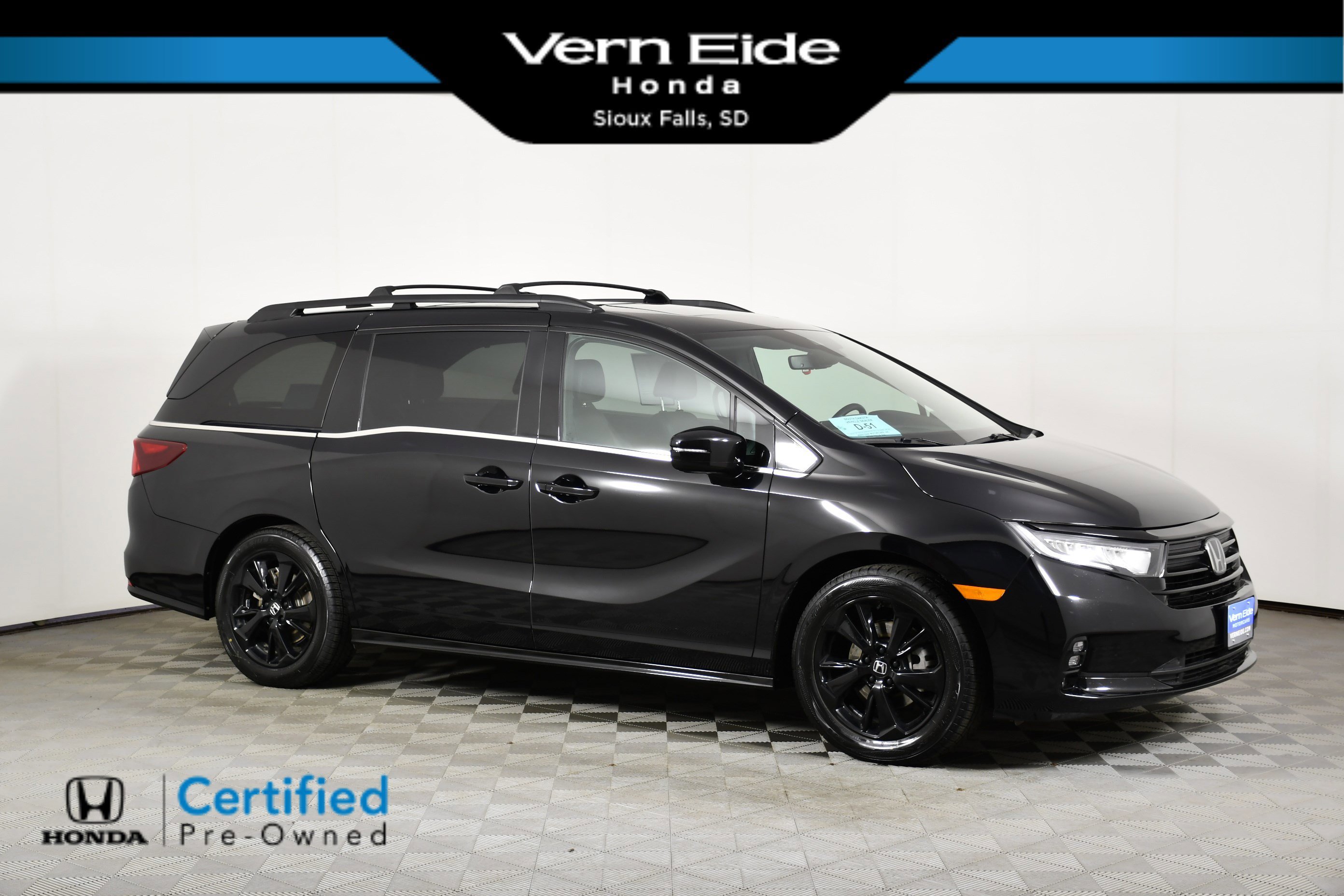 2023 Honda Odyssey SPORT's photo