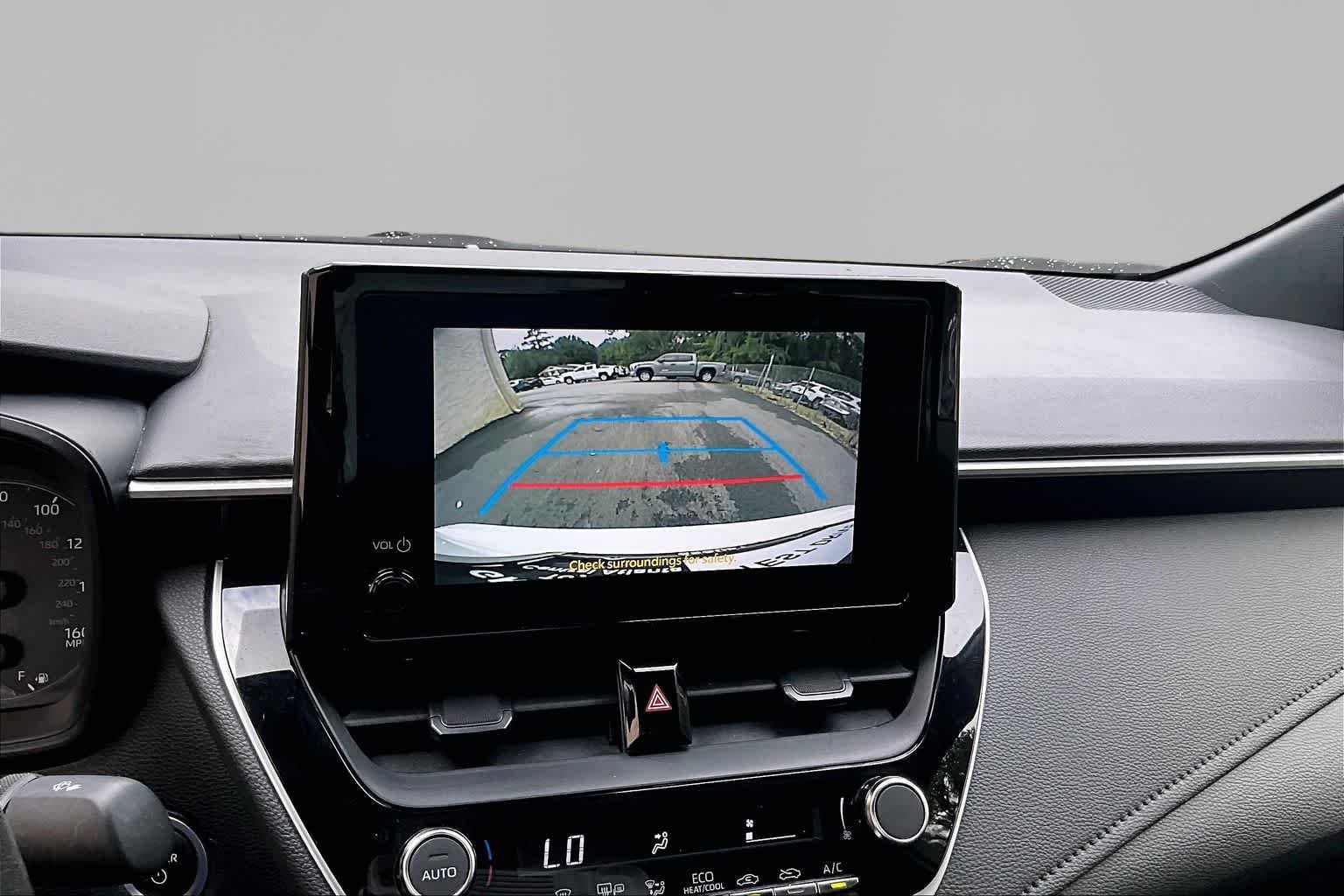 Used 2024 Ice Cap Toyota Hybrid SE image 27