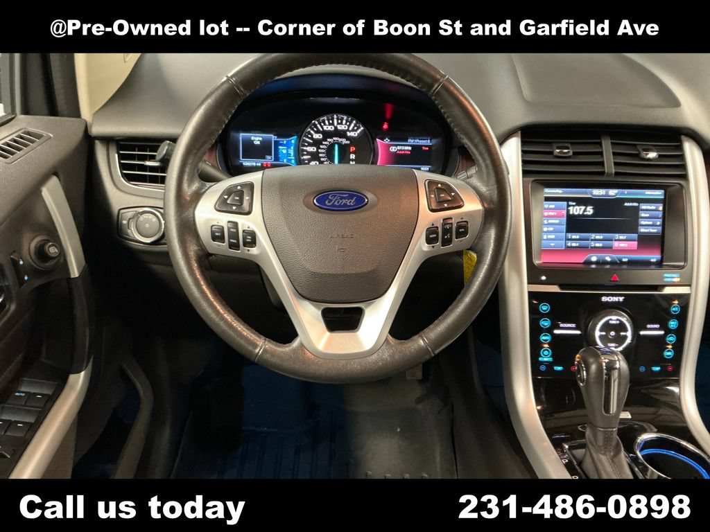 Used 2014  Ford Limited image 17