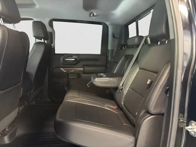 Used 2022 Black Chevrolet LT image 14