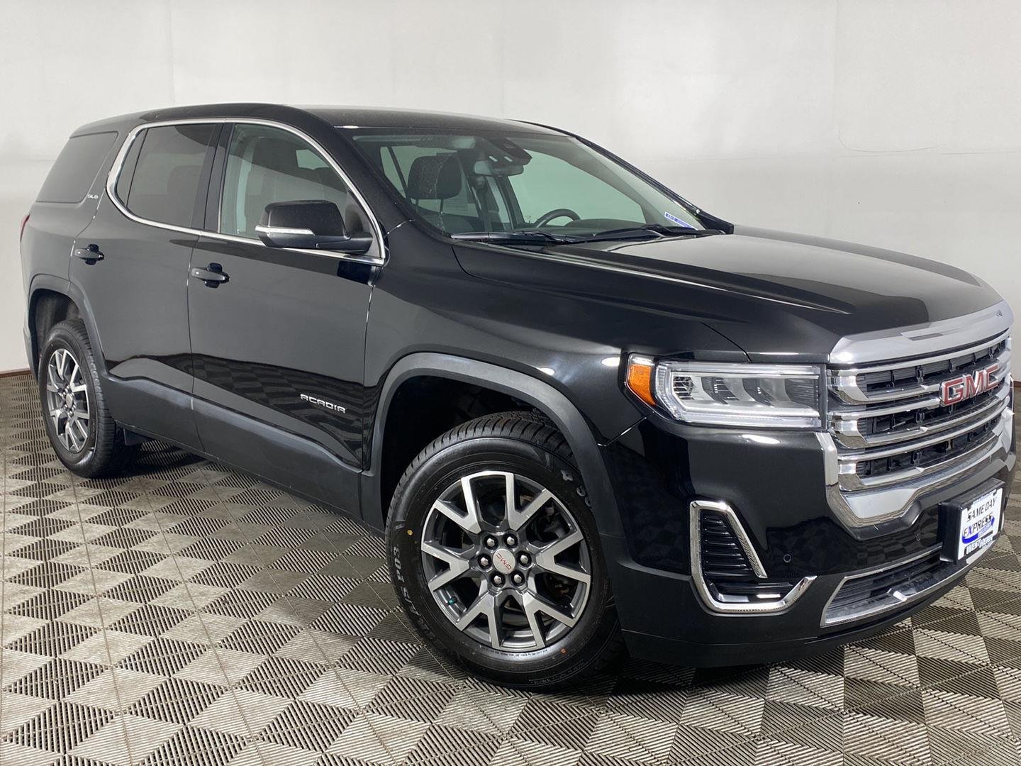 2023 GMC Acadia SLE FWD's photo