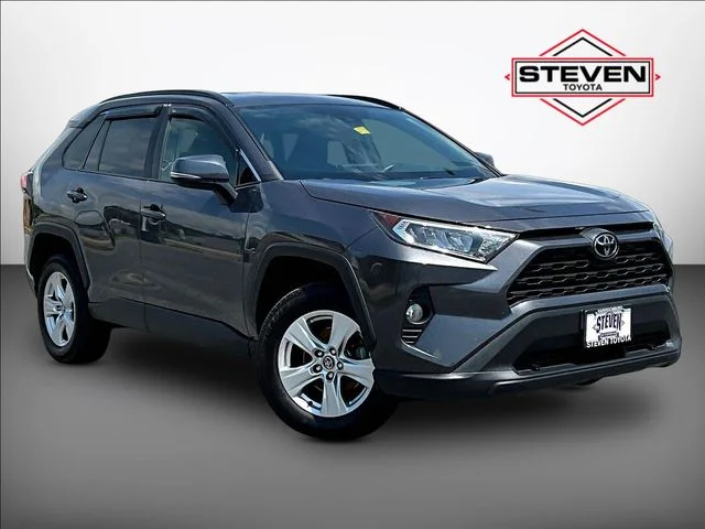 Used 2020 Gray Toyota XLE image 1