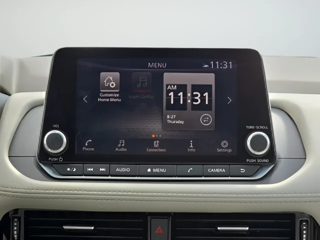 Used 2023 Red Nissan SL image 12